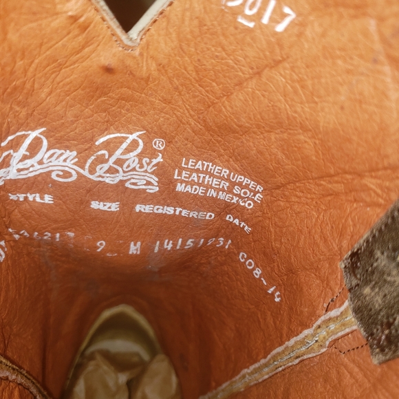 New in box Dan Post ladies cross cowboy handcrafted boots - Picture 3 of 6